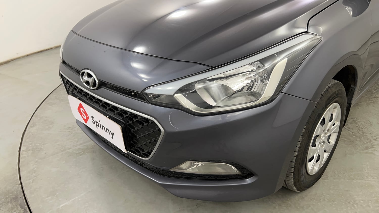 Used 2017 Hyundai Elite i20 Sportz 1.2 Petrol Manual dents MINOR SCRATCH