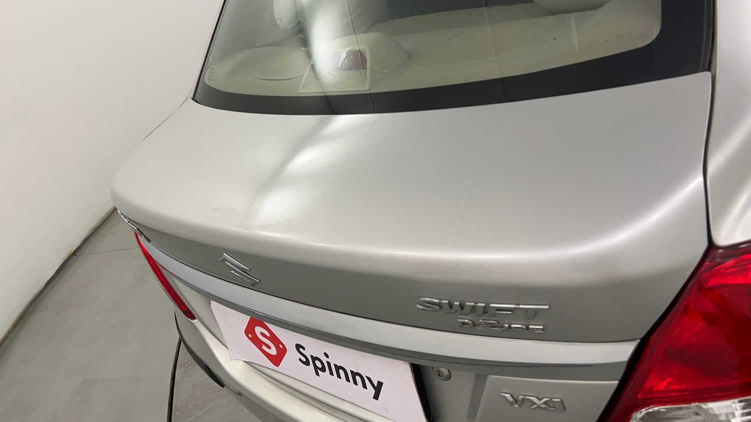 Used 2012 Maruti Suzuki Swift Dzire VXI Petrol Manual dents MINOR SCRATCH