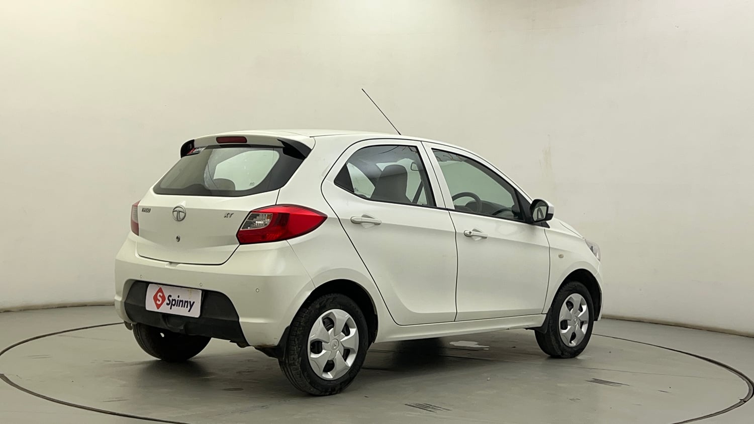 Used 2017 Tata Tiago Revotron XT Petrol Manual exterior RIGHT REAR CORNER VIEW