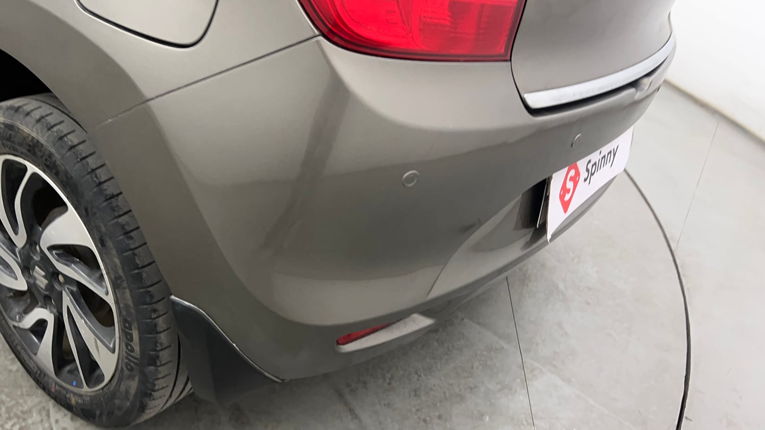 Used 2020 Maruti Suzuki Baleno Zeta Petrol Manual dents MINOR SCRATCH