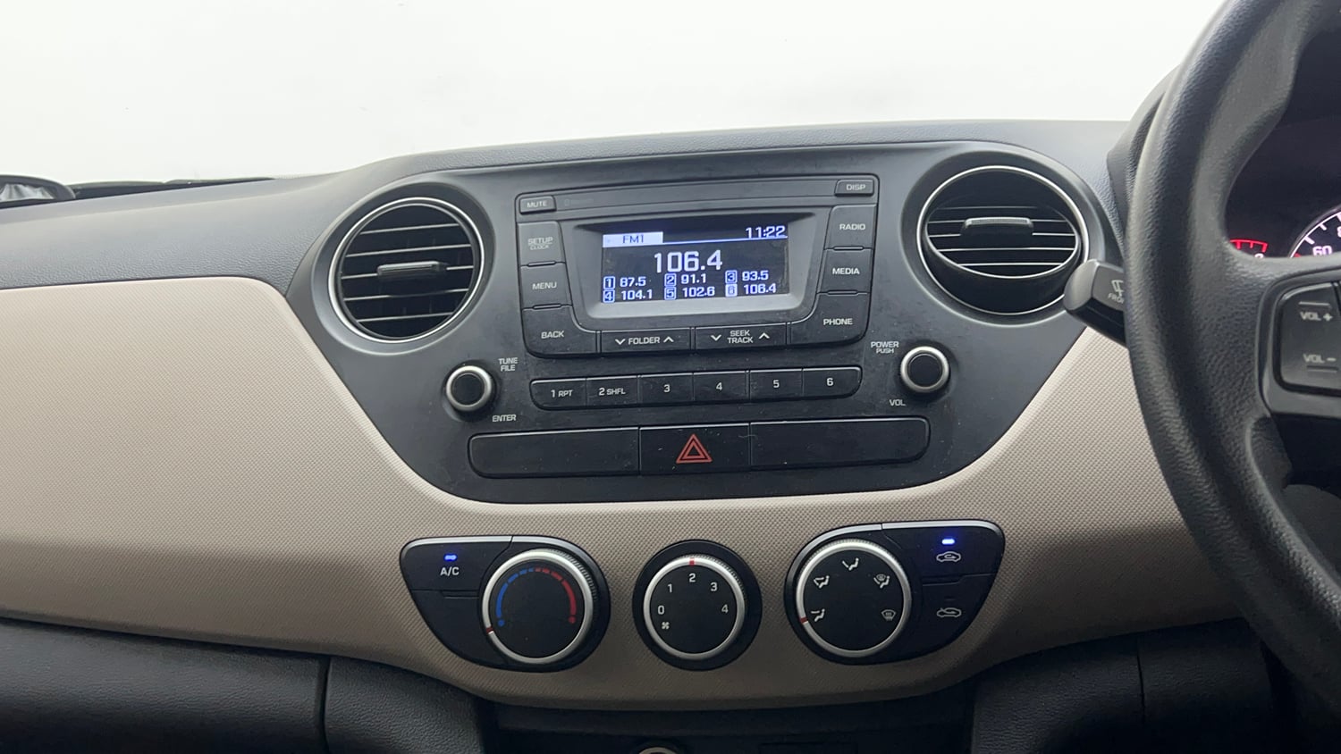 Used 2018 Hyundai Grand i10 Magna 1.2 Kappa VTVT CNG (outside fitted) Cng Manual interior MUSIC SYSTEM & AC CONTROL VIEW