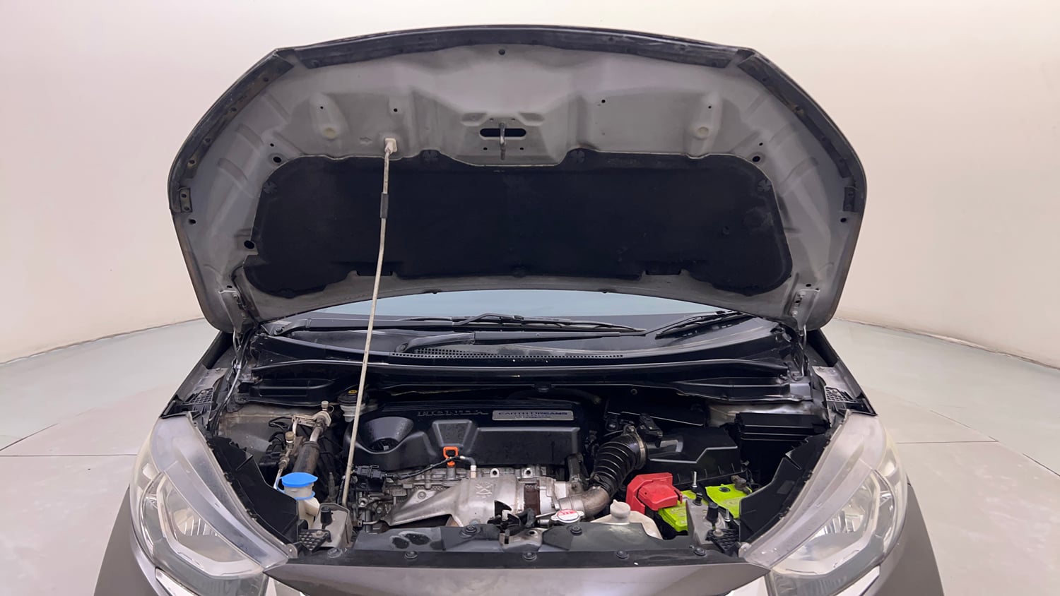 Used 2018 Honda WR-V VX MT Diesel Diesel Manual engine ENGINE & BONNET OPEN FRONT VIEW
