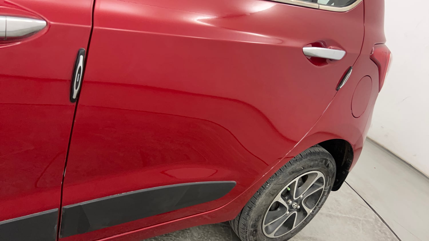 Used 2018 Hyundai Grand i10 Asta 1.2 Kappa VTVT Petrol Manual dents MINOR SCRATCH