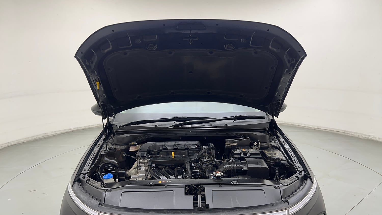 Used 2023 Hyundai Verna SX (O) 1.5 Petrol IVT Petrol Automatic engine ENGINE & BONNET OPEN FRONT VIEW