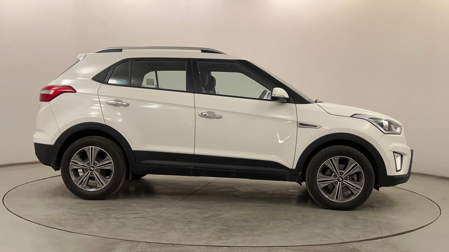 Used 2018 Hyundai Creta SX 1.6 CRDI (O) Diesel Manual exterior RIGHT SIDE VIEW