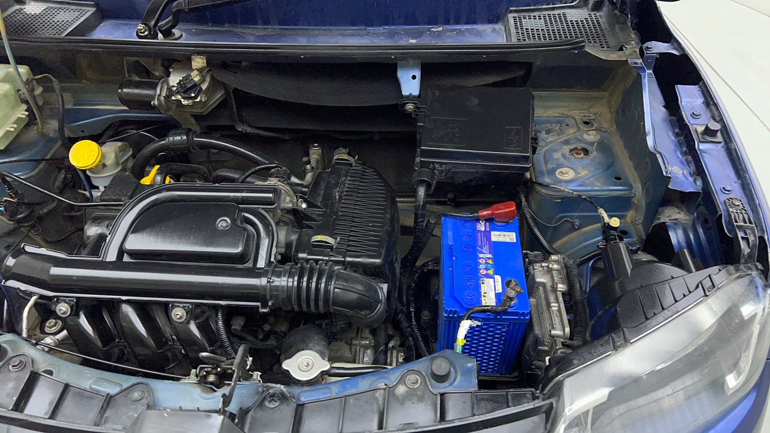 Used 2017 Renault Kwid CLIMBER 1.0 AMT Petrol Automatic engine ENGINE LEFT SIDE VIEW