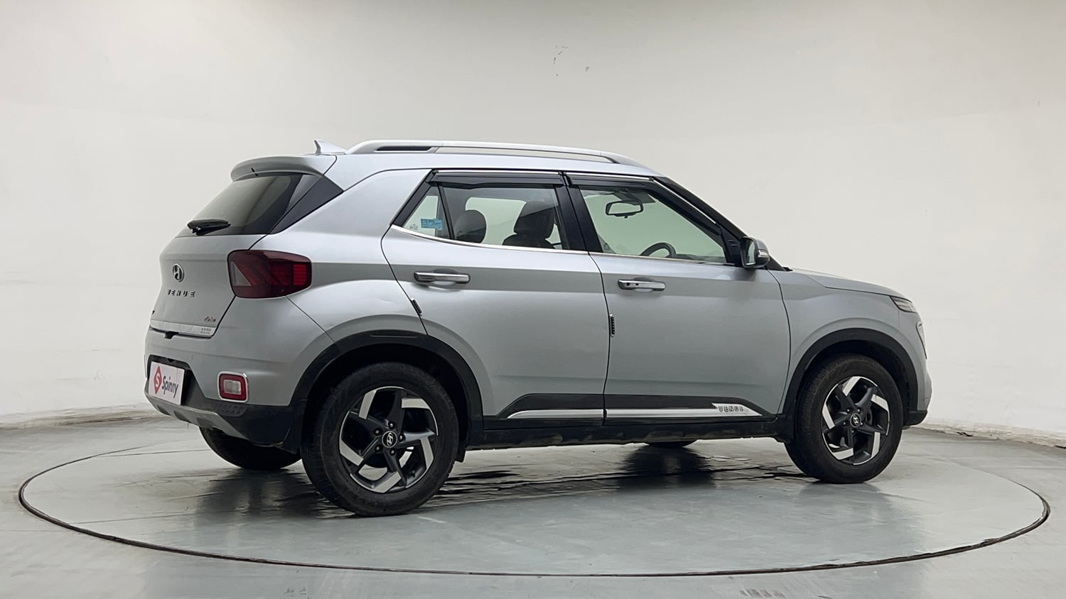 Used 2019 hyundai Venue SX 1.0 (O) Turbo Petrol Petrol Manual exterior RIGHT REAR CORNER VIEW