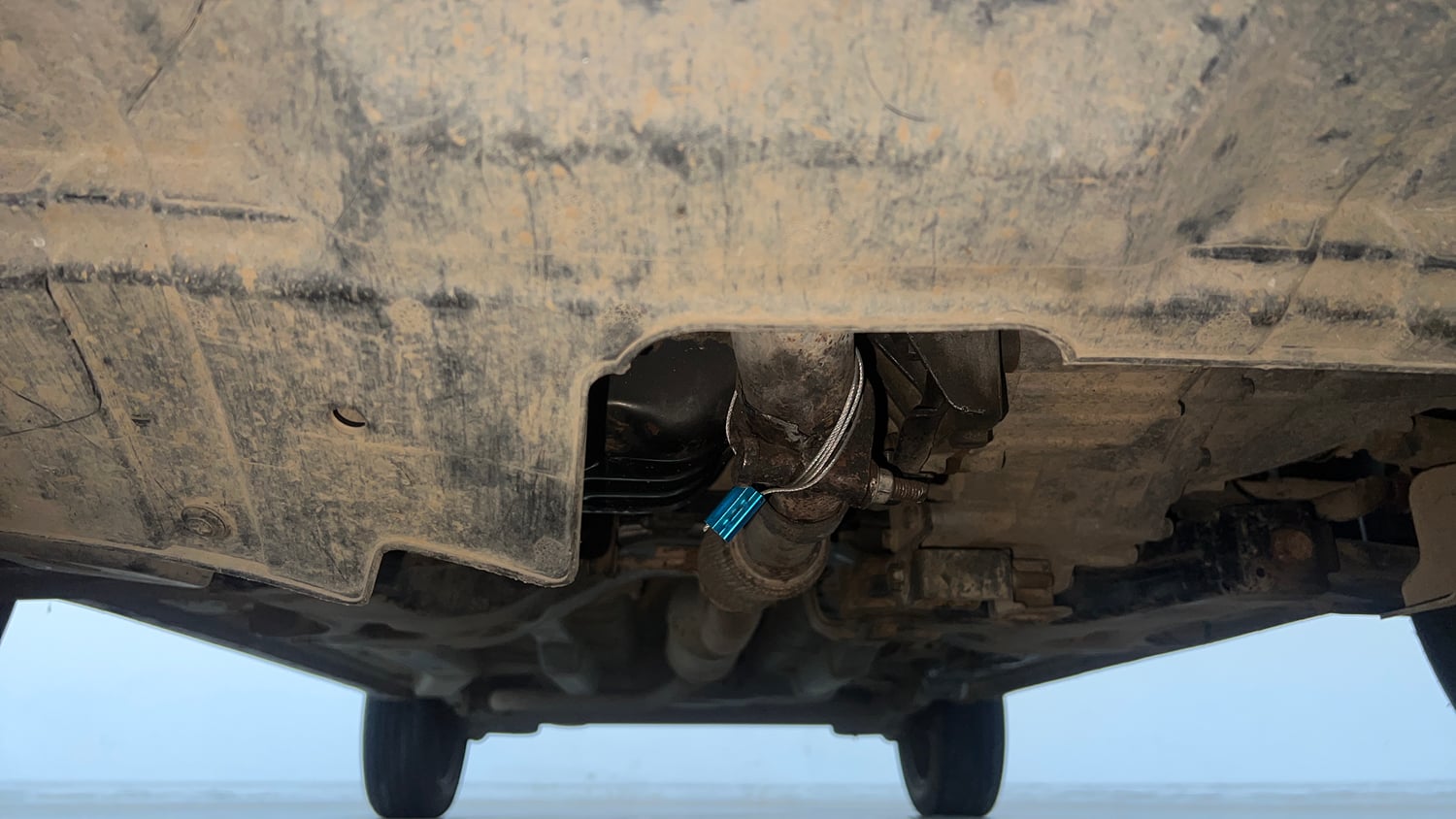 Used 2019 Tata Nexon XM Petrol Manual extra FRONT LEFT UNDERBODY VIEW