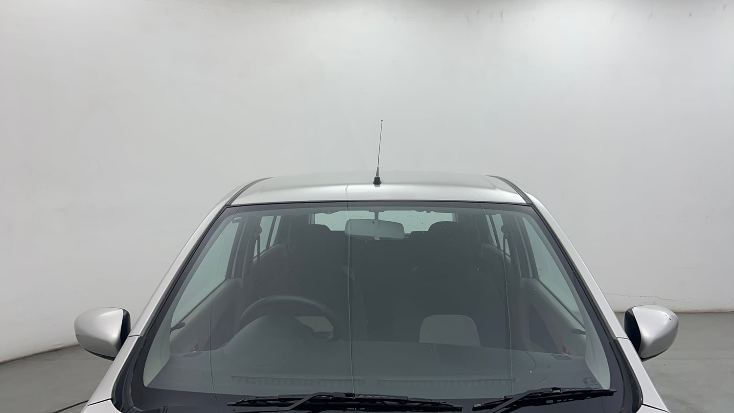 Used 2014 Maruti Suzuki Celerio VXi Petrol Manual exterior FRONT WINDSHIELD VIEW