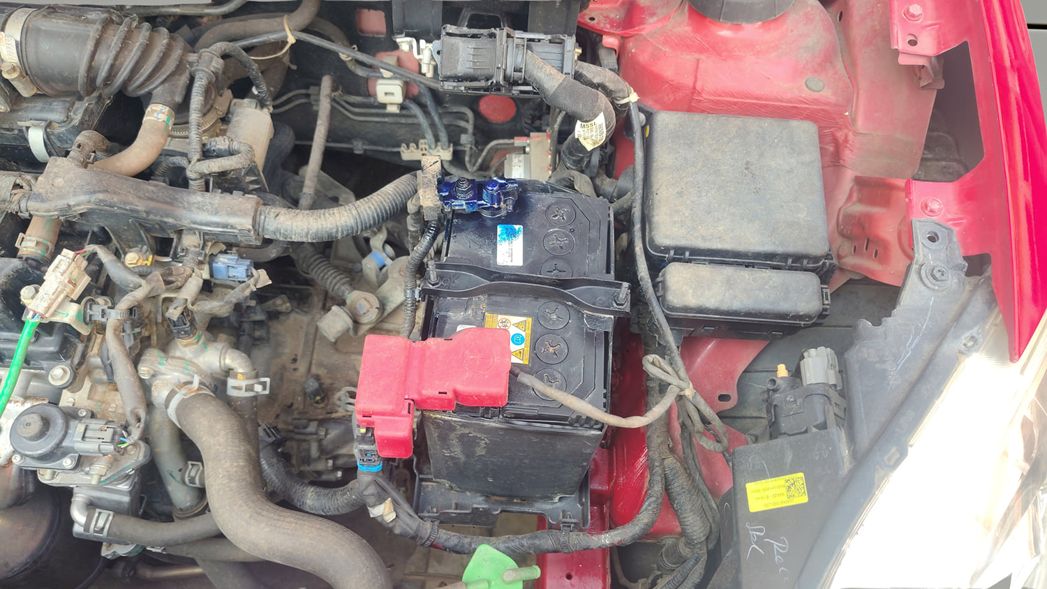 Used 2022 Maruti Suzuki Swift VXi Petrol Manual engine ENGINE LEFT SIDE VIEW