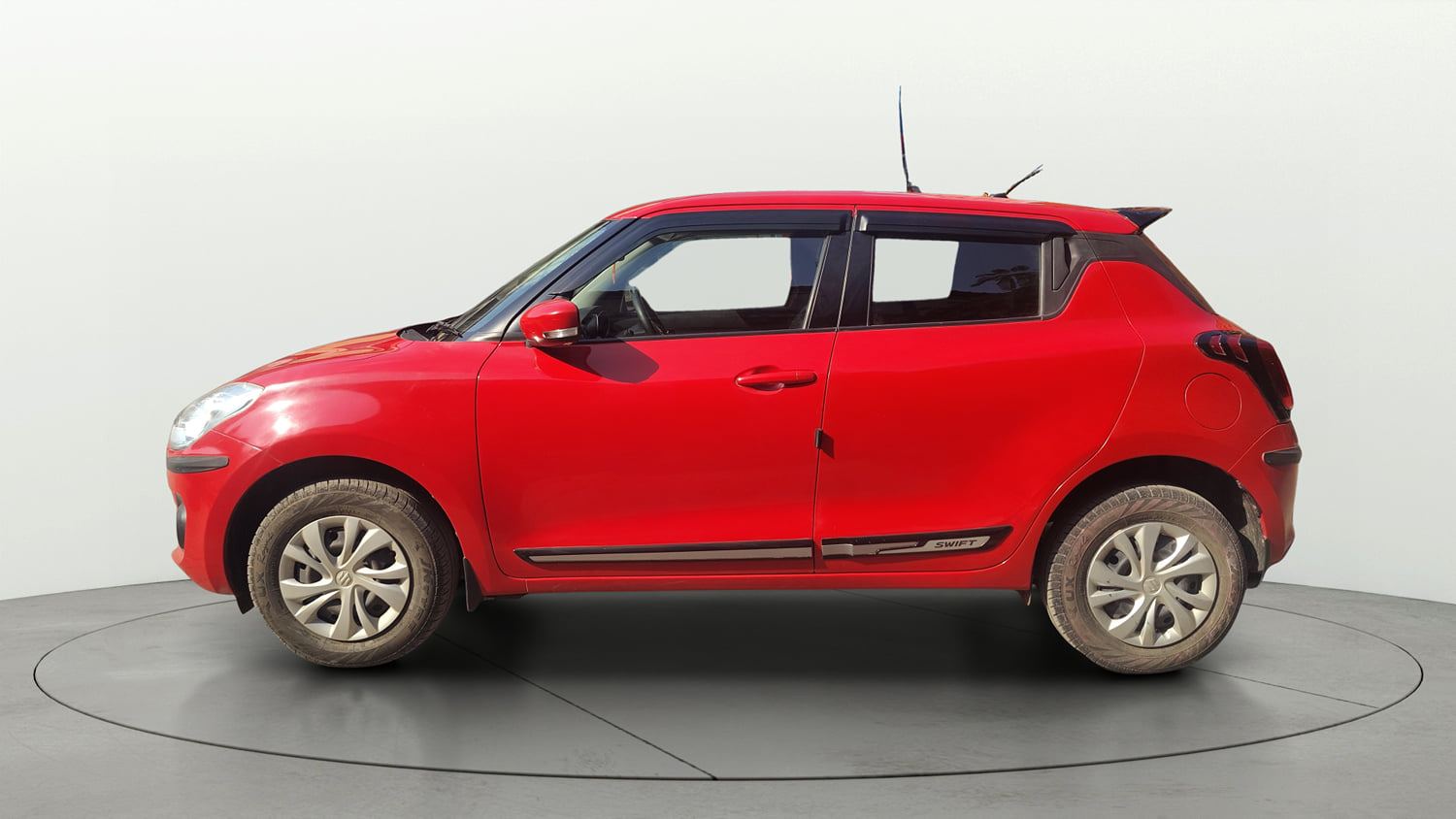 Used 2022 Maruti Suzuki Swift VXi Petrol Manual exterior LEFT SIDE VIEW