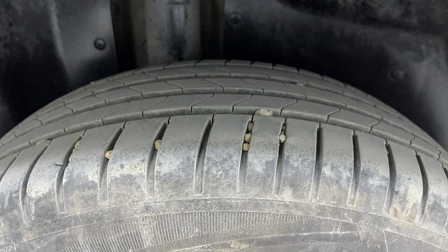 Used 2021 MG Motors Hector Plus Sharp 1.5 Petrol Turbo DCT 6-STR Petrol Automatic tyres RIGHT REAR TYRE TREAD VIEW