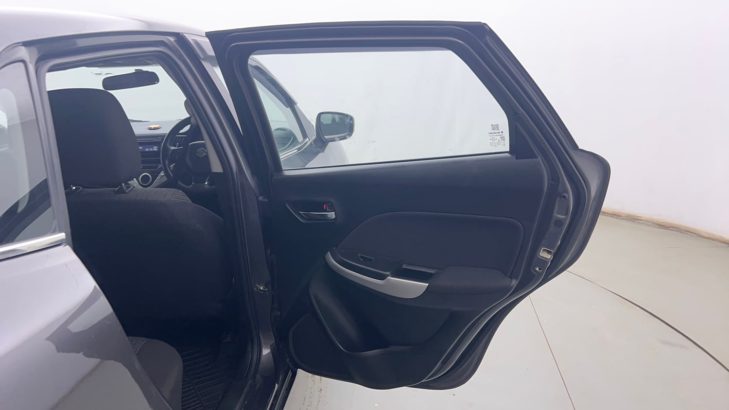 Used 2018 Maruti Suzuki Baleno Delta 1.2 Petrol Manual interior RIGHT REAR DOOR OPEN VIEW
