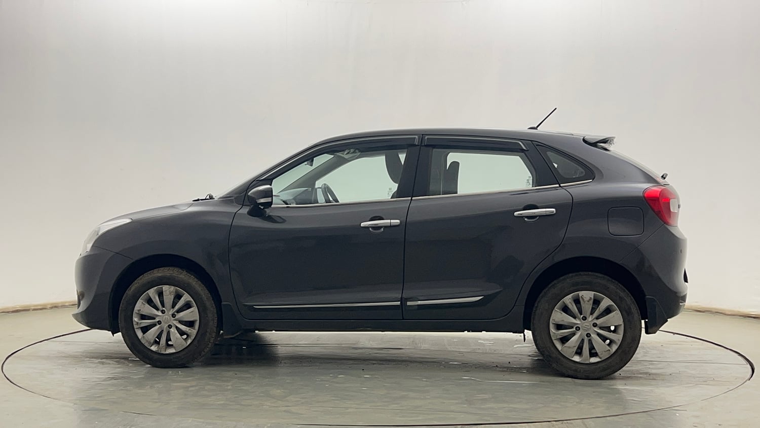 Used 2018 Maruti Suzuki Baleno Delta 1.2 Petrol Manual exterior LEFT SIDE VIEW
