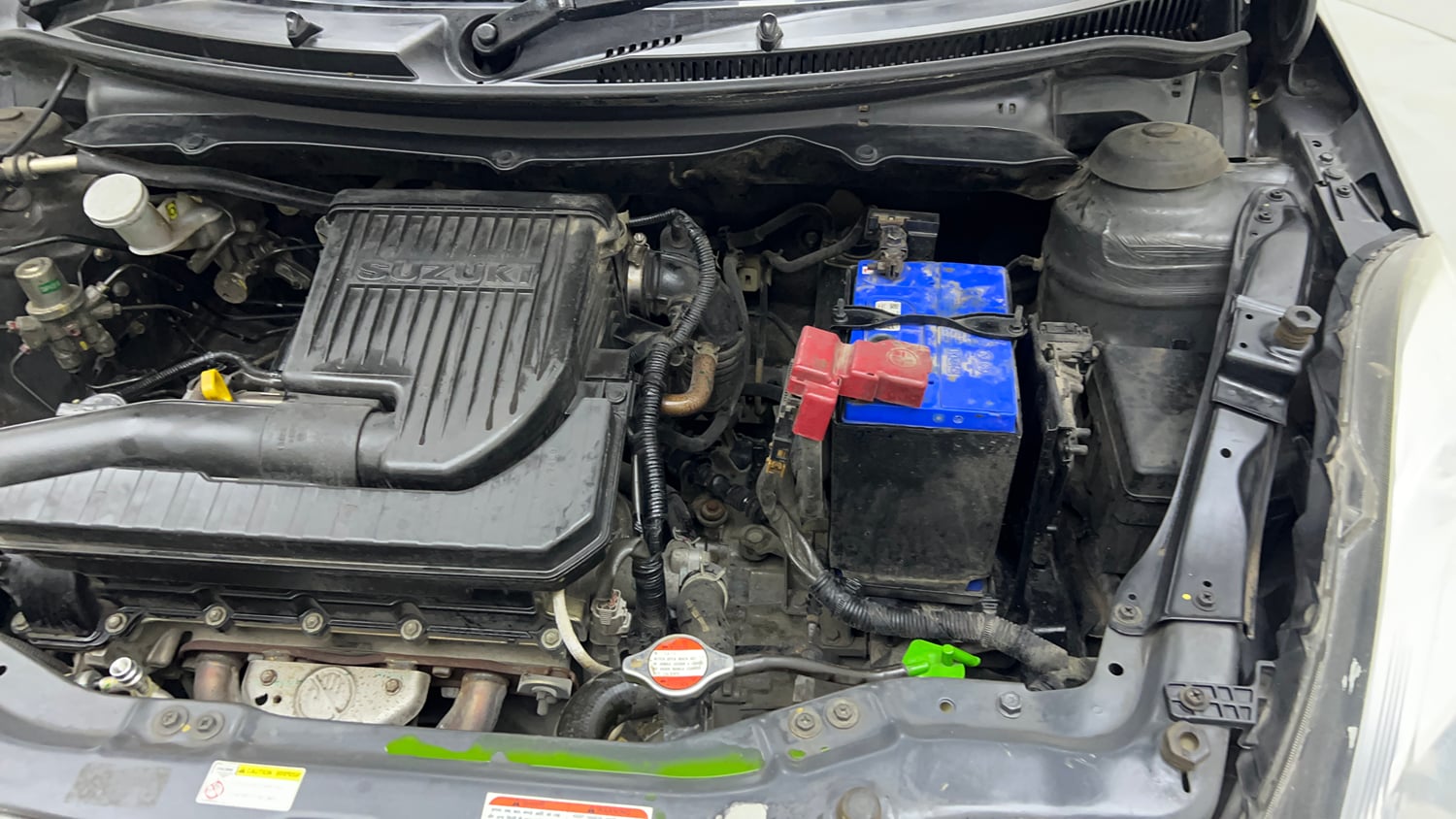 Used 2015 Maruti Suzuki Swift Dzire VXI Petrol Manual engine ENGINE LEFT SIDE VIEW