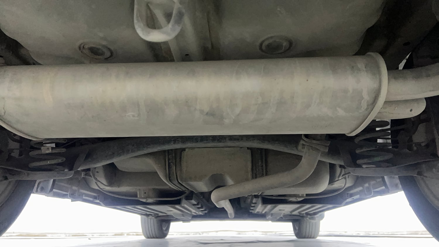 Used 2017 Maruti Suzuki S-Cross Zeta 1.3 Diesel Manual extra REAR UNDERBODY VIEW (TAKEN FROM REAR)