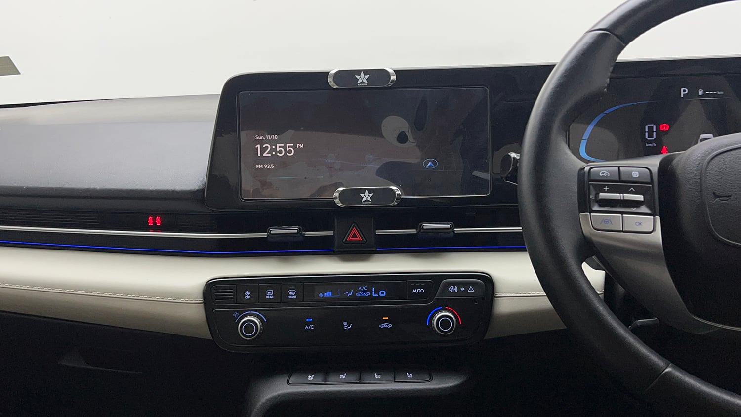 Used 2023 Hyundai Verna SX (O) 1.5 Petrol IVT Petrol Automatic interior MUSIC SYSTEM & AC CONTROL VIEW