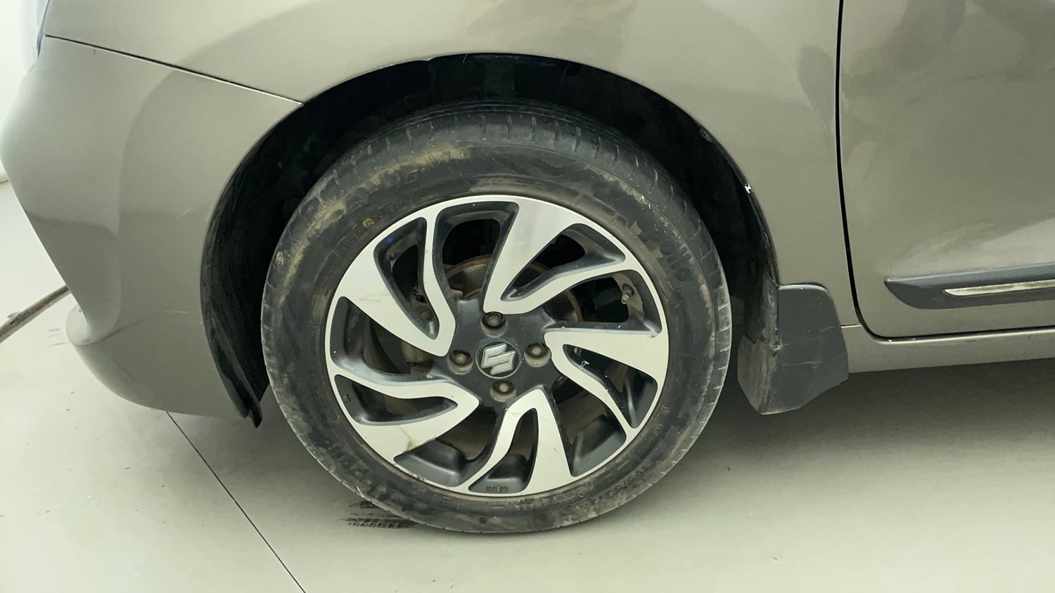 Used 2019 Maruti Suzuki Baleno Zeta Automatic Petrol Automatic tyres LEFT FRONT TYRE RIM VIEW