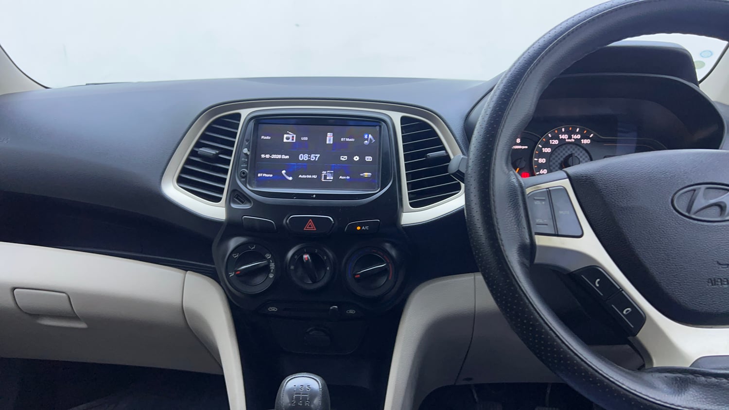 Used 2022 hyundai Santro Sportz Executive CNG Cng Manual interior MUSIC SYSTEM & AC CONTROL VIEW