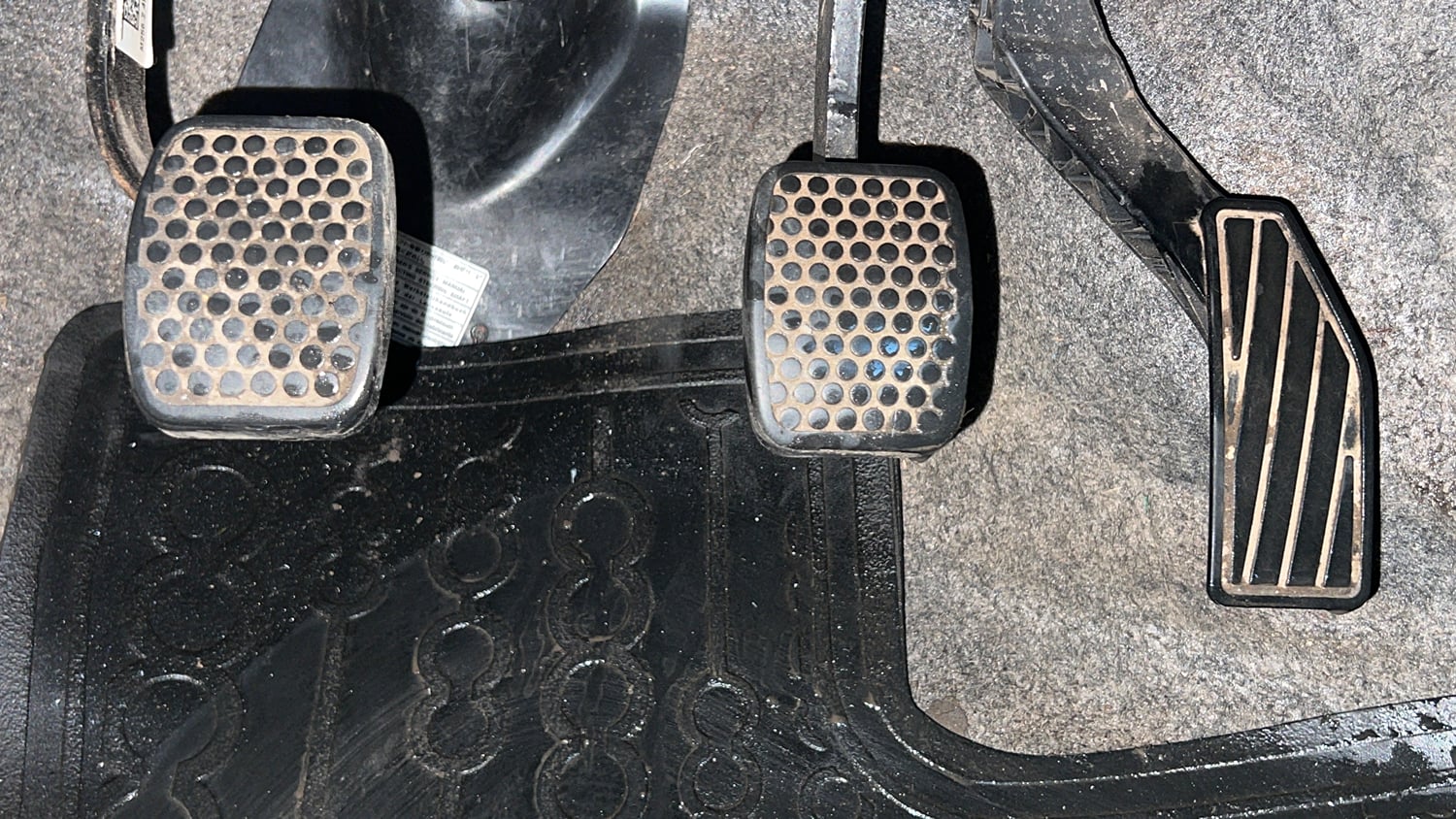 Used 2023 Maruti Suzuki Alto 800 LXi (O) Petrol Manual interior PEDALS VIEW