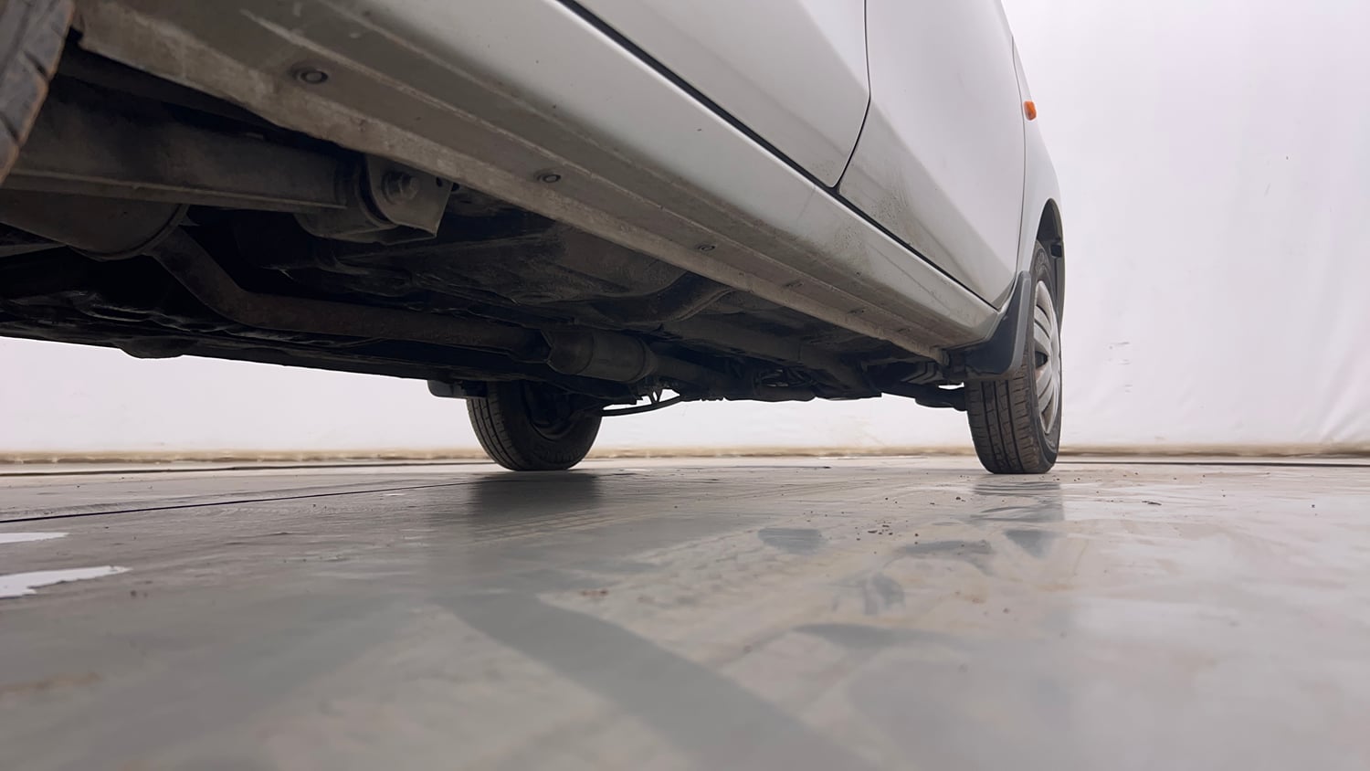 Used 2020 Maruti Suzuki Alto 800 LXi Petrol Manual extra REAR RIGHT UNDERBODY VIEW