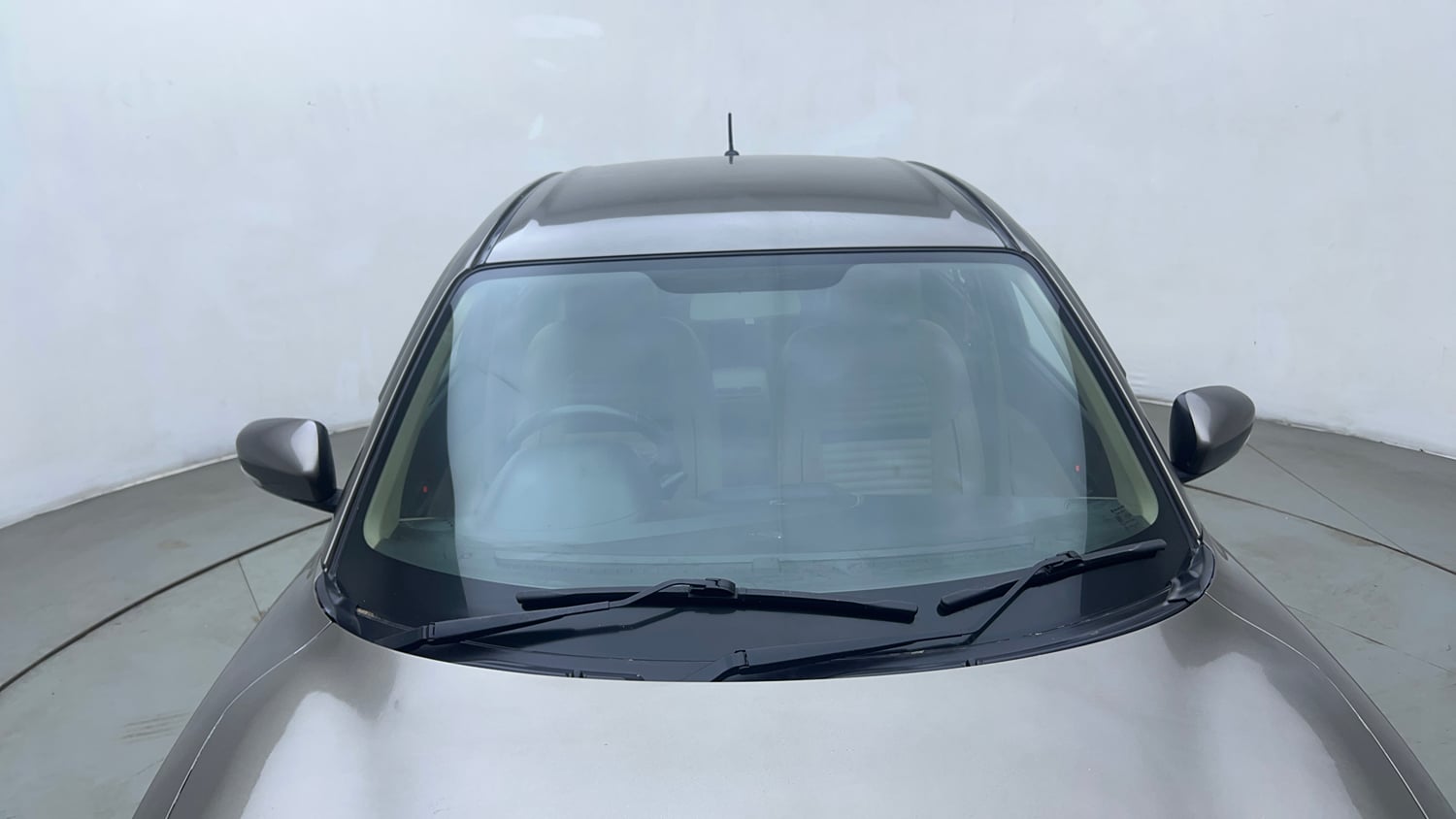 Used 2018 Maruti Suzuki Dzire ZXi Petrol Manual exterior FRONT WINDSHIELD VIEW