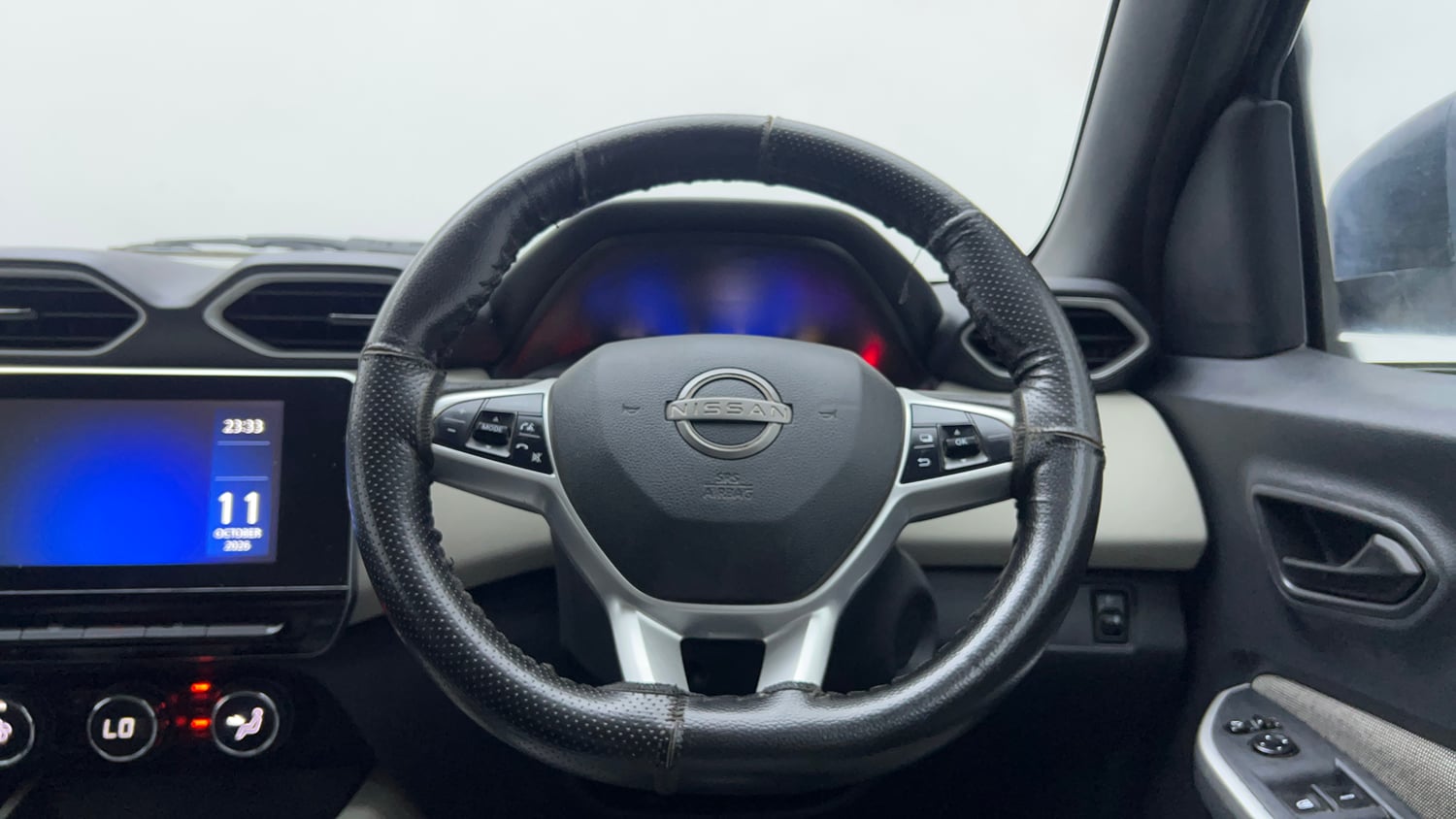 Used 2022 Nissan Magnite XV Petrol Manual interior STEERING VIEW