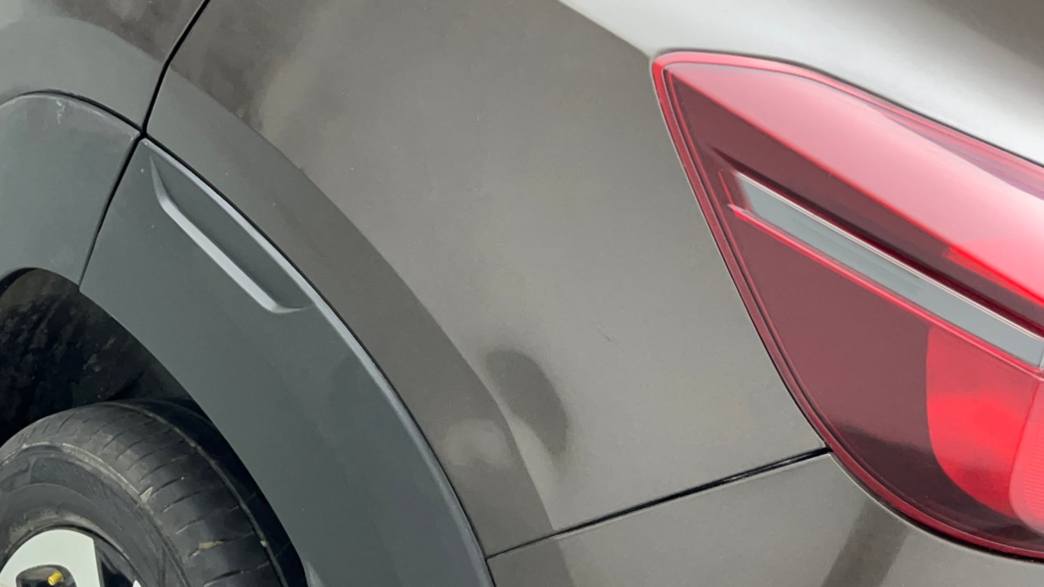 Used 2022 Nissan Magnite XV Petrol Manual dents MINOR DENT