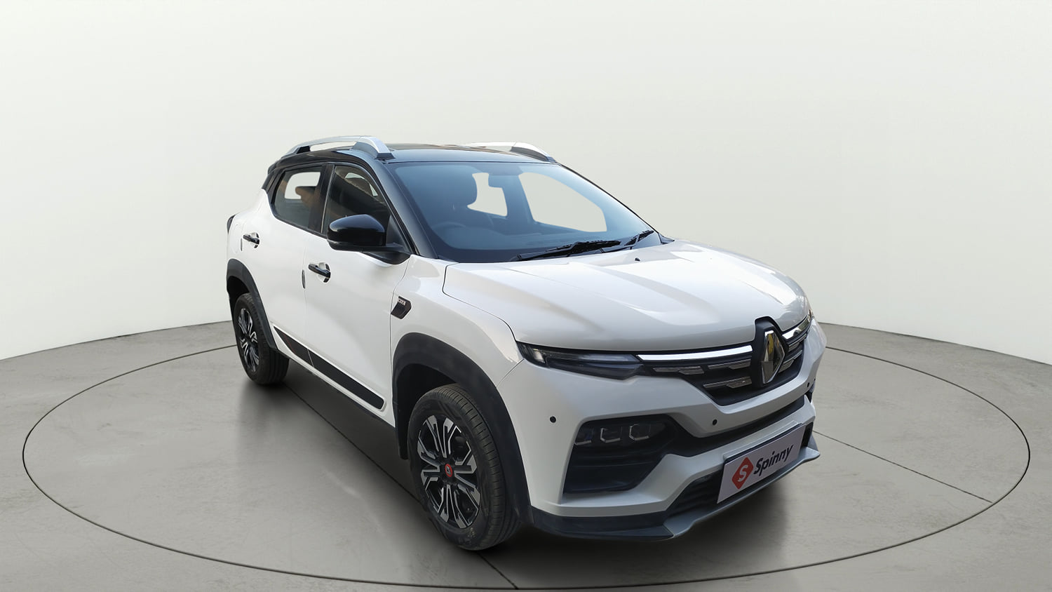 Used 2022 Renault Kiger RXZ Turbo CVT Dual Tone Petrol Automatic exterior RIGHT FRONT CORNER VIEW