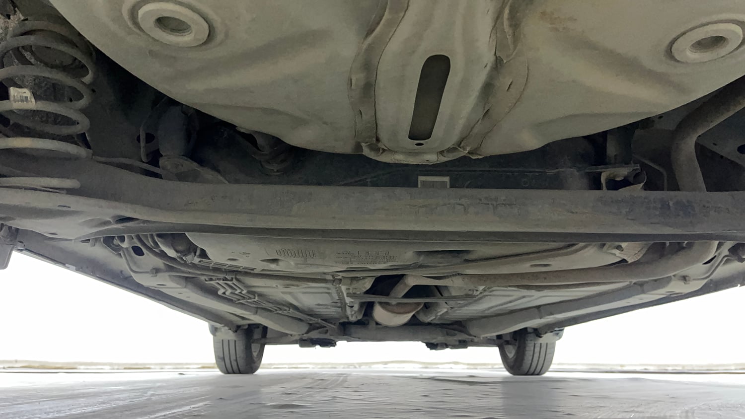 Used 2017 Maruti Suzuki Baleno Delta 1.2 Petrol Manual extra REAR UNDERBODY VIEW (TAKEN FROM REAR)