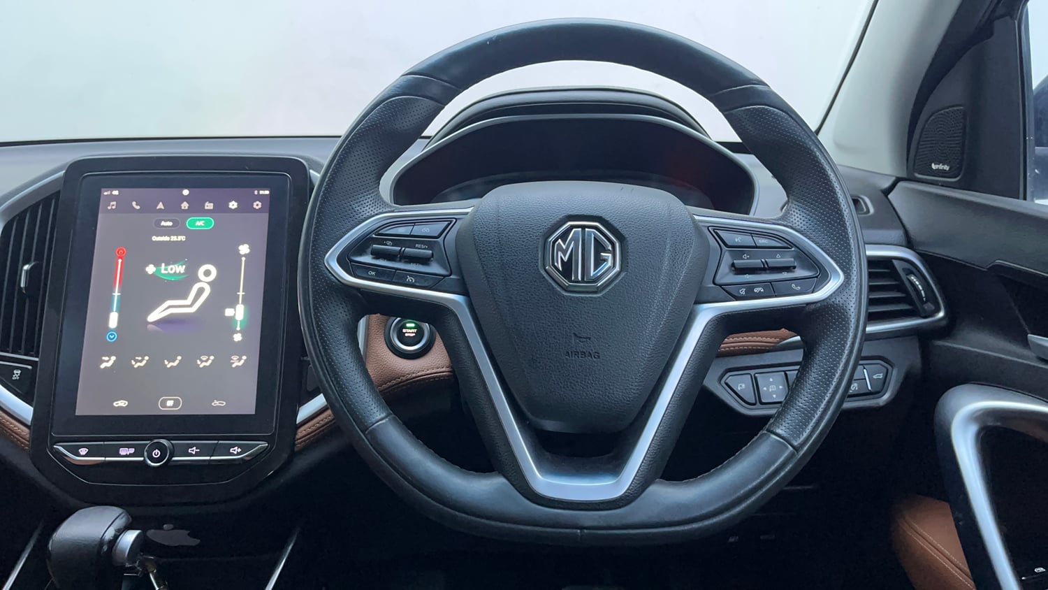 Used 2021 MG Motors Hector Plus Sharp 1.5 Petrol Turbo DCT 6-STR Petrol Automatic interior STEERING VIEW