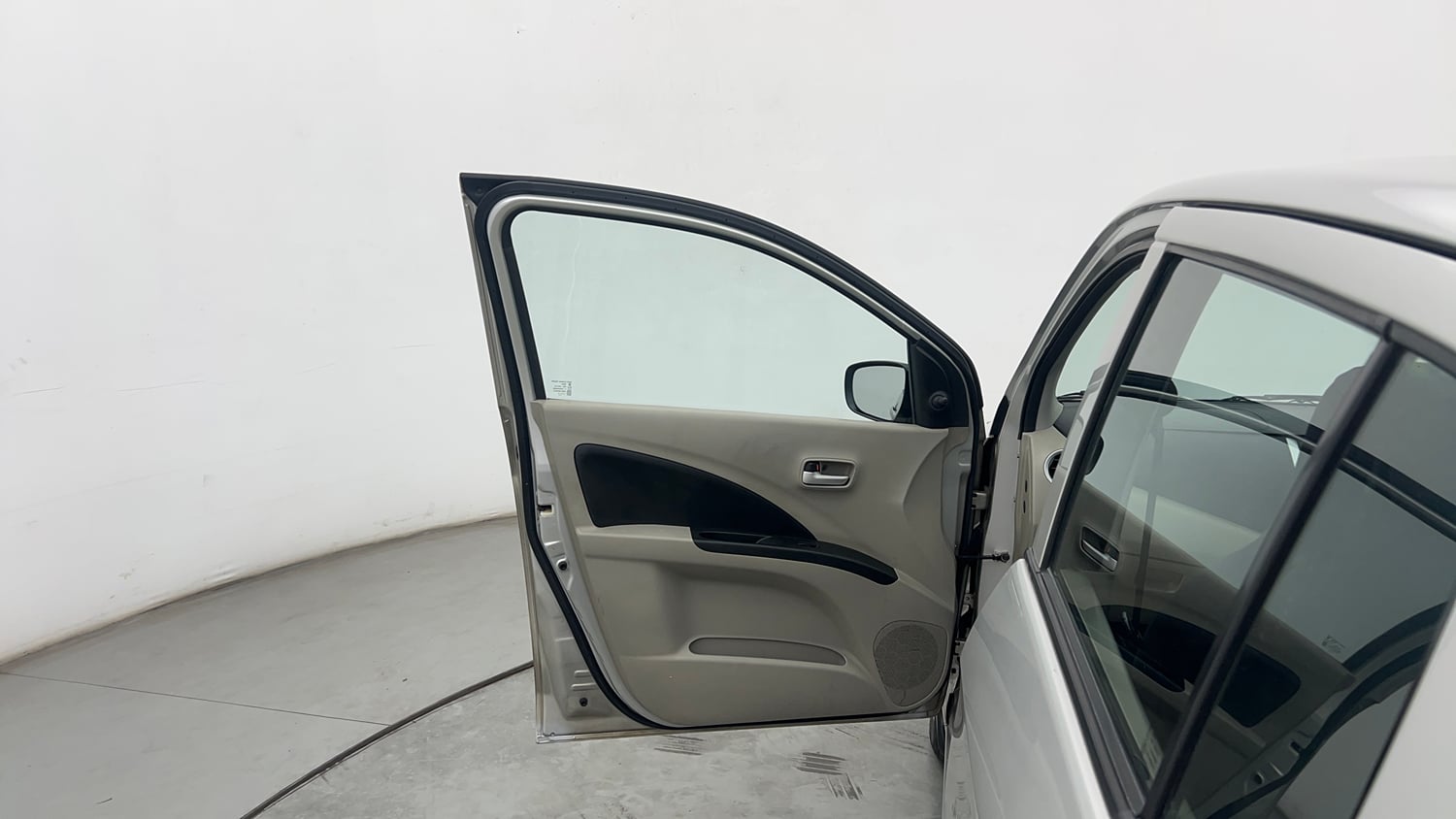 Used 2014 Maruti Suzuki Celerio VXi Petrol Manual interior LEFT FRONT DOOR OPEN VIEW