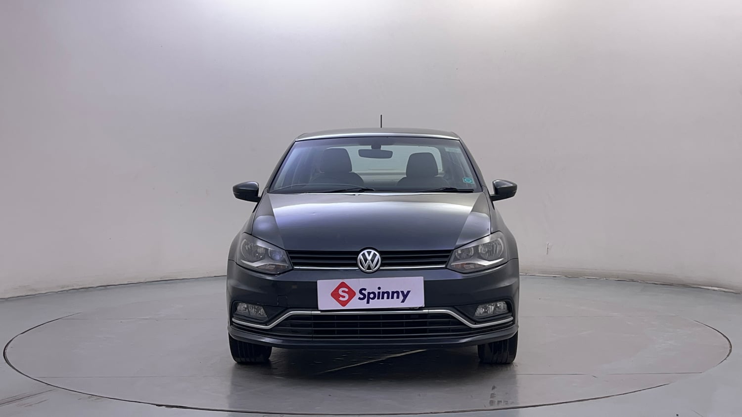 Used 2019 Volkswagen Ameo Highline Plus 1.5L (D) Diesel Manual exterior FRONT VIEW