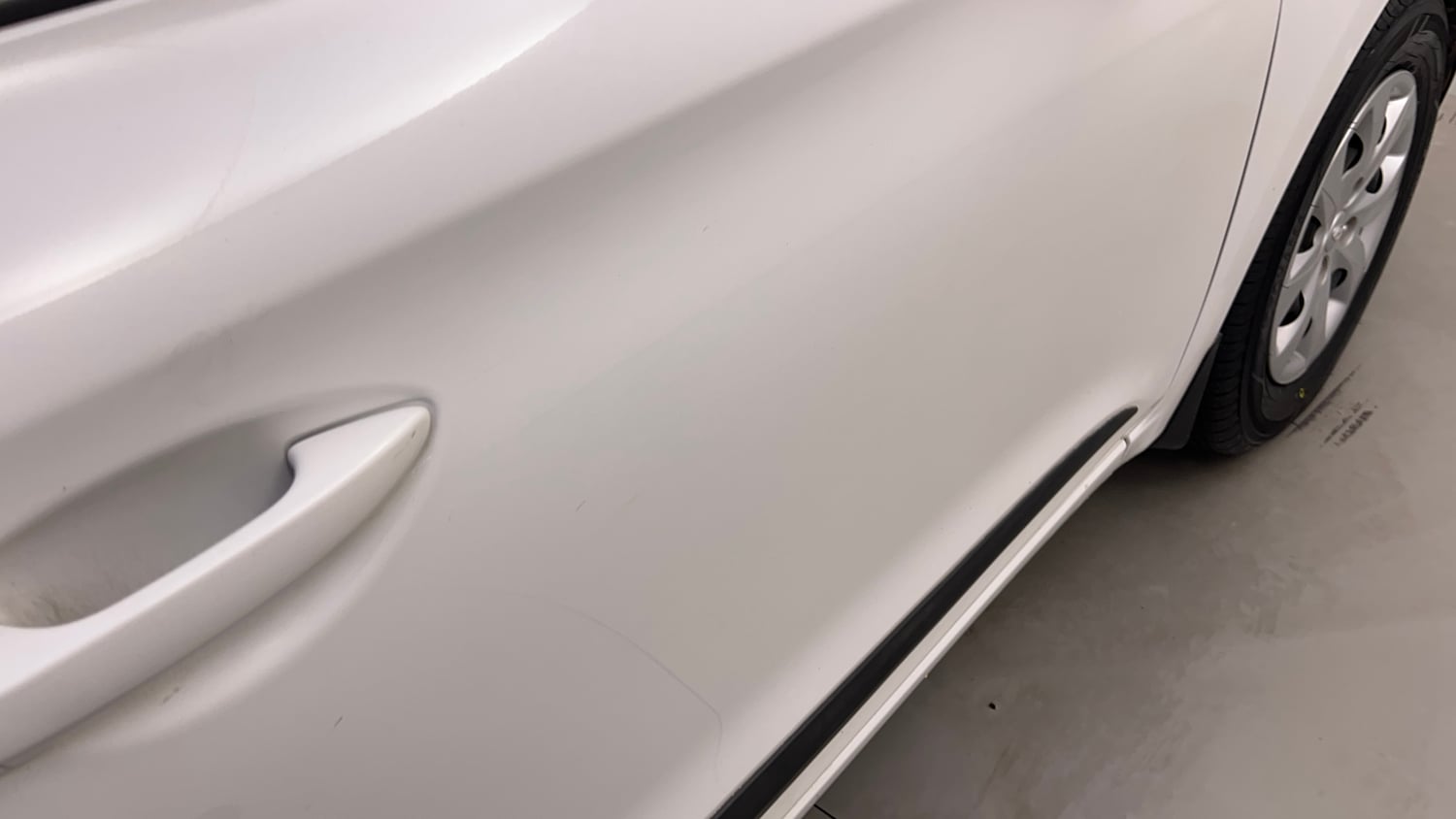 Used 2016 Hyundai Elite i20 Sportz 1.2 Petrol Manual dents MINOR SCRATCH