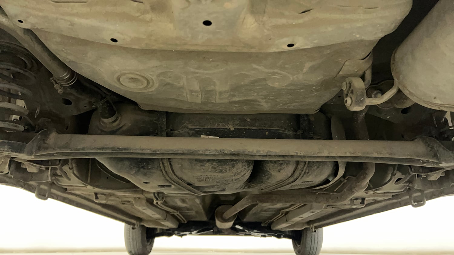 Used 2016 Maruti Suzuki Celerio VXi AMT Petrol Automatic extra REAR UNDERBODY VIEW (TAKEN FROM REAR)