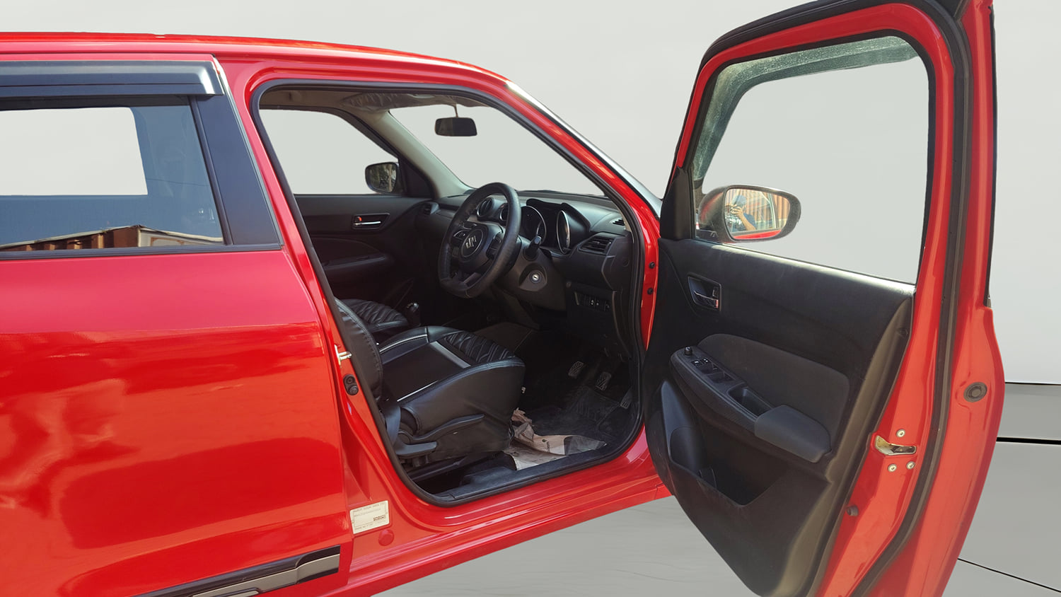 Used 2022 Maruti Suzuki Swift VXi Petrol Manual interior RIGHT SIDE FRONT DOOR CABIN VIEW