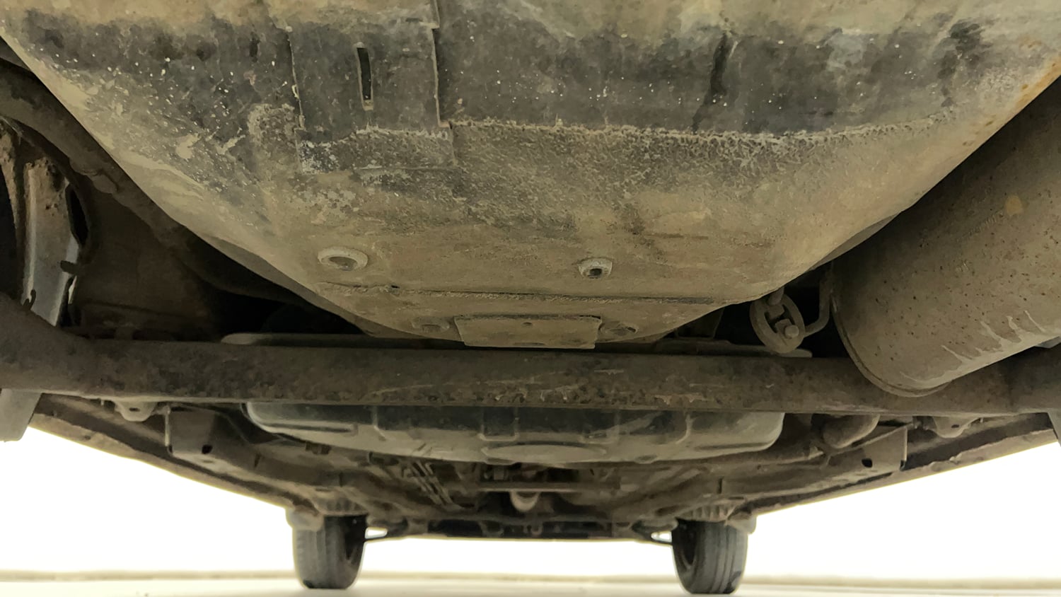 Used 2017 Tata Tiago Revotron XT Petrol Manual extra REAR UNDERBODY VIEW (TAKEN FROM REAR)