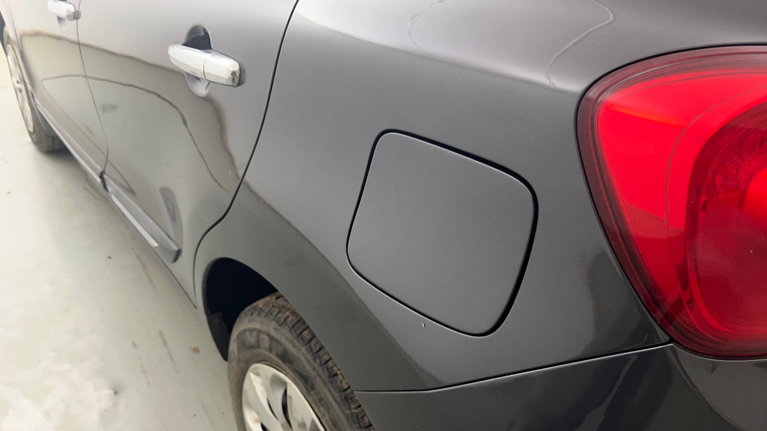 Used 2018 Maruti Suzuki Baleno Delta 1.2 Petrol Manual dents MINOR SCRATCH