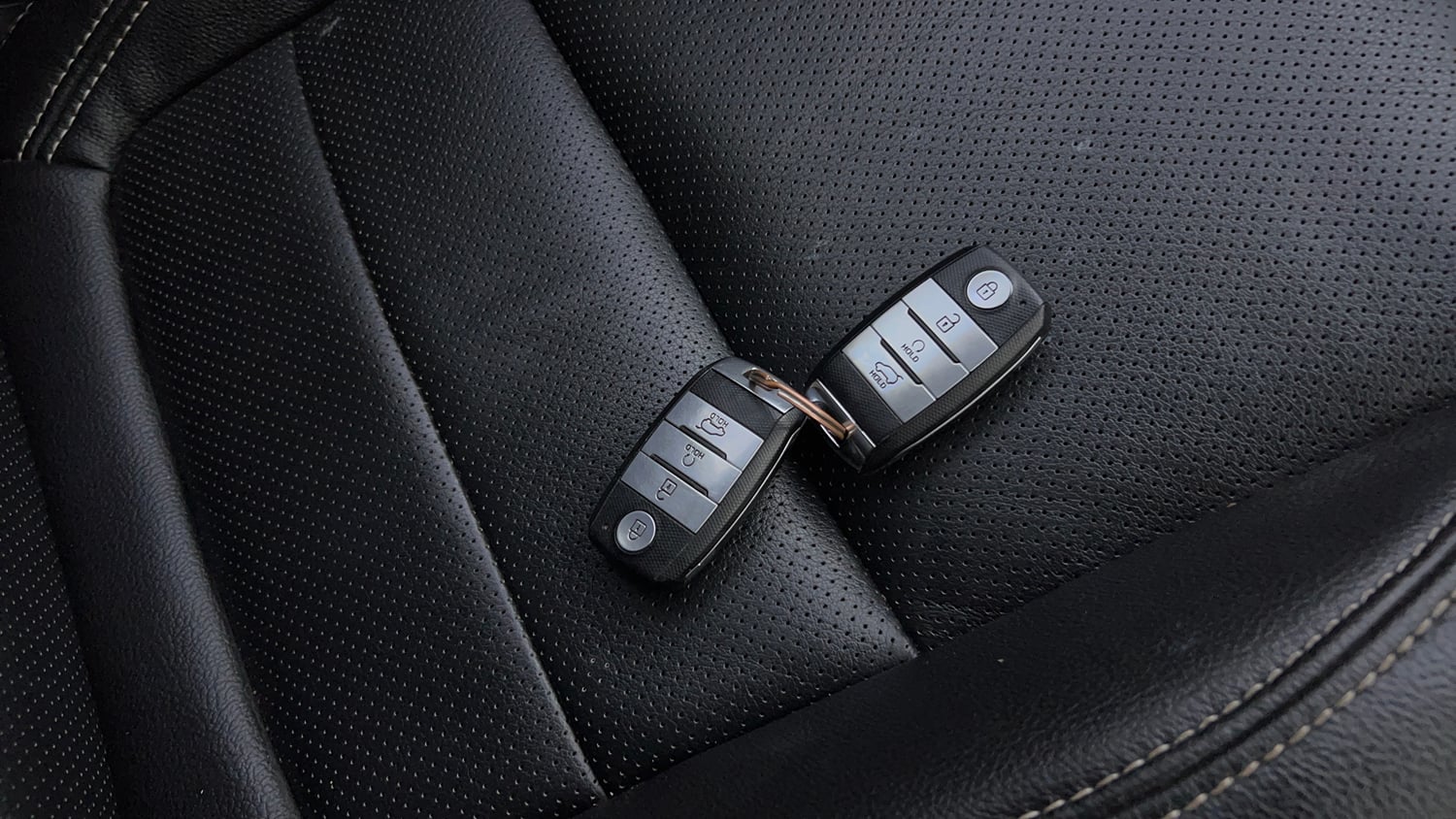 Used 2022 Kia Sonet HTX 1.5 AT Diesel Automatic extra CAR KEY VIEW