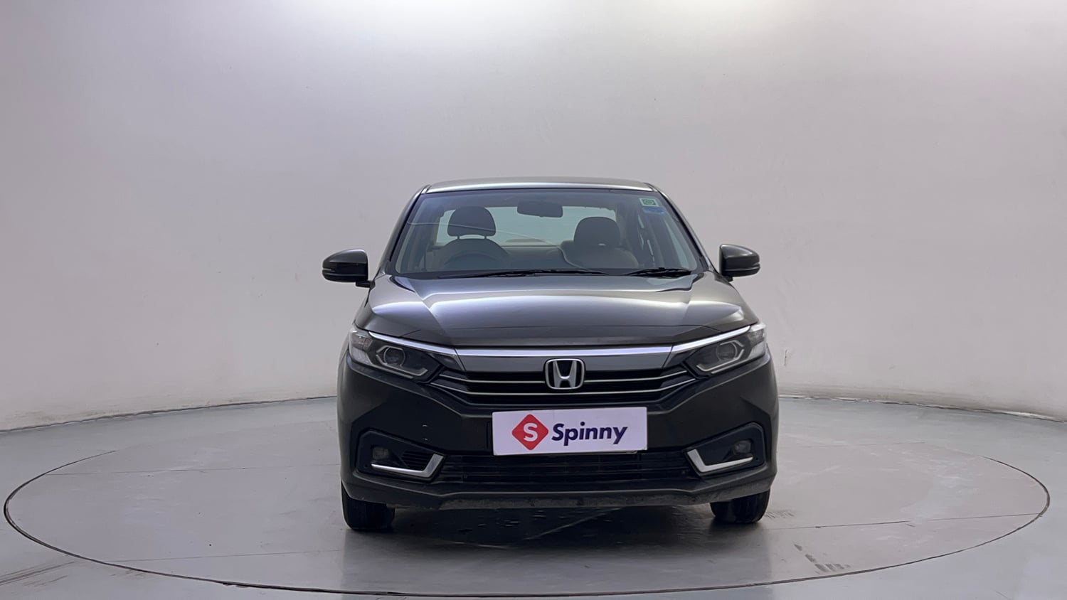 Used 2024 honda Amaze 2nd Generation VX 1.2 Petrol CVT Petrol Automatic exterior FRONT VIEW