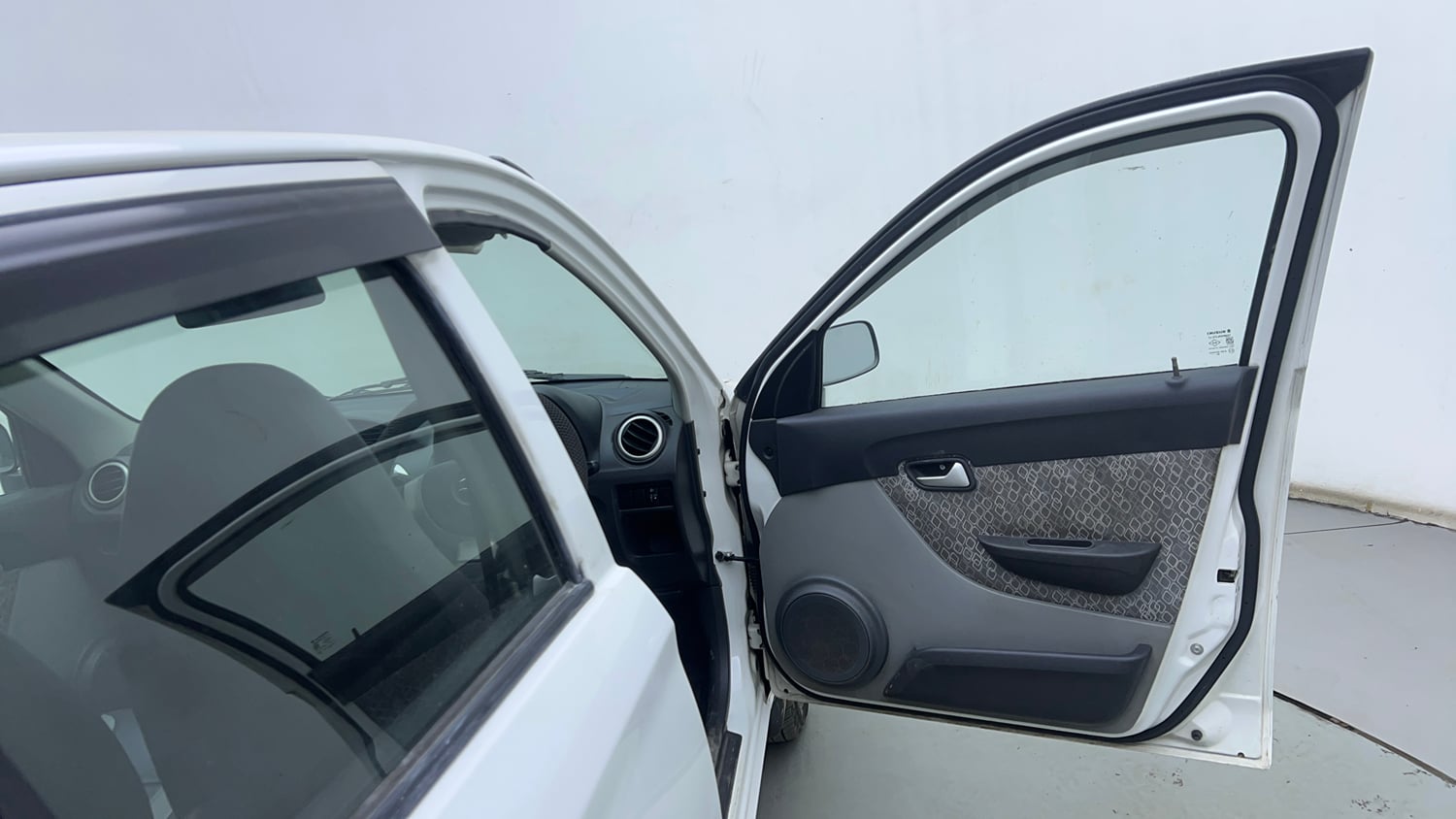 Used 2018 Maruti Suzuki Alto 800 LXi Petrol Manual interior RIGHT FRONT DOOR OPEN VIEW