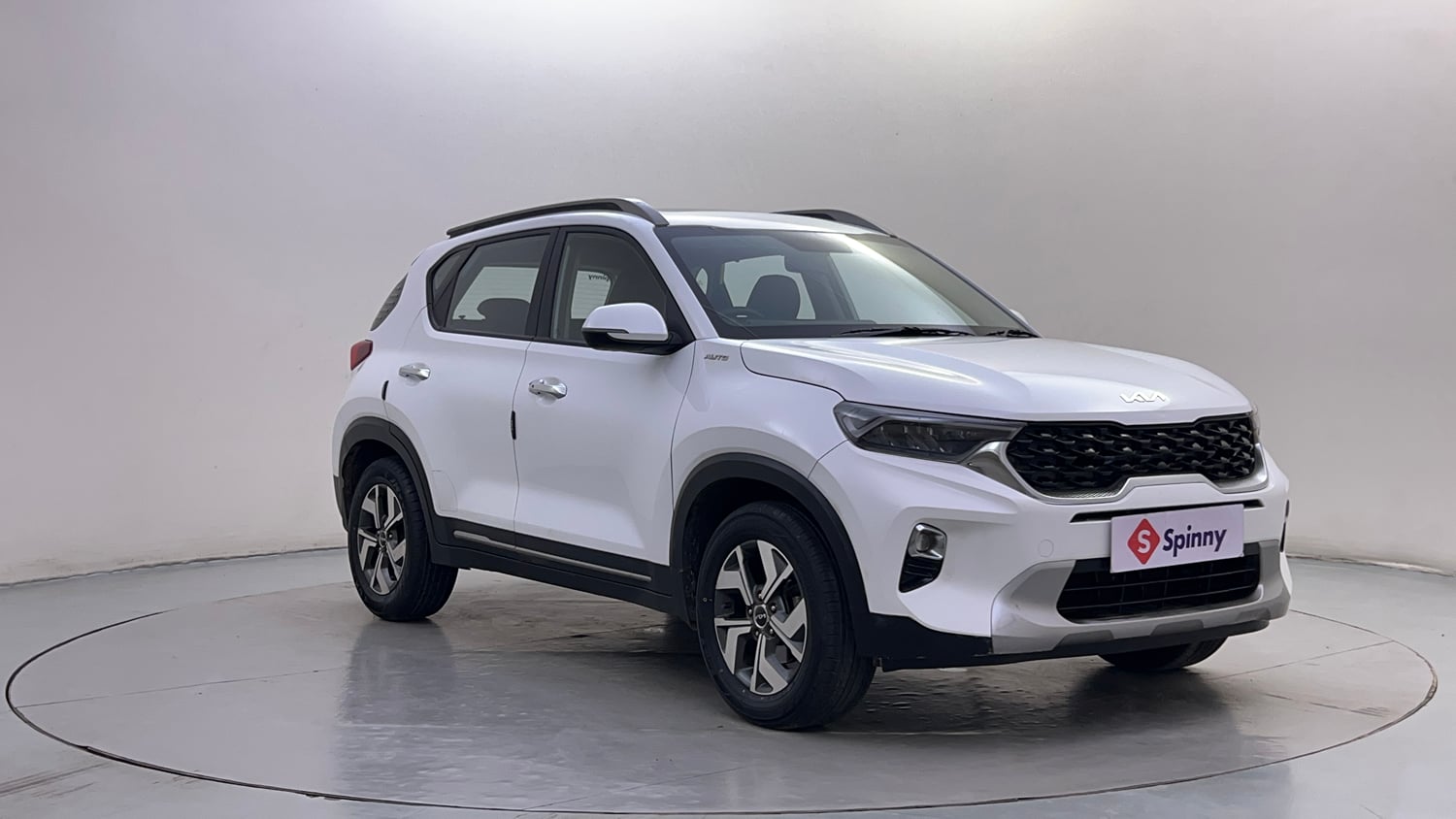 Used 2022 Kia Sonet HTX 1.5 AT Diesel Automatic exterior RIGHT FRONT CORNER VIEW