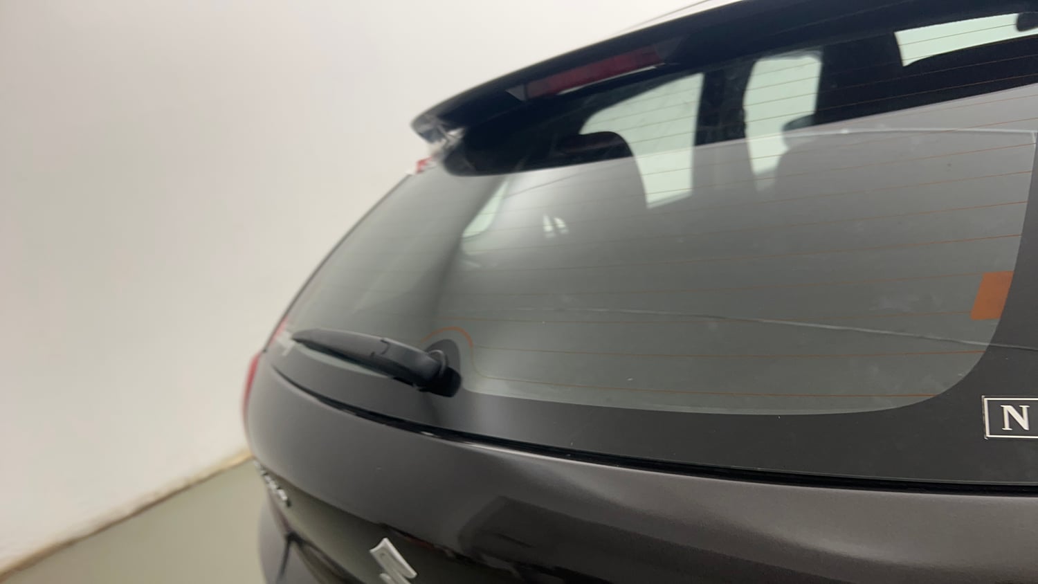 Used 2018 Maruti Suzuki Baleno Delta 1.2 Petrol Manual top_features Rear wiper