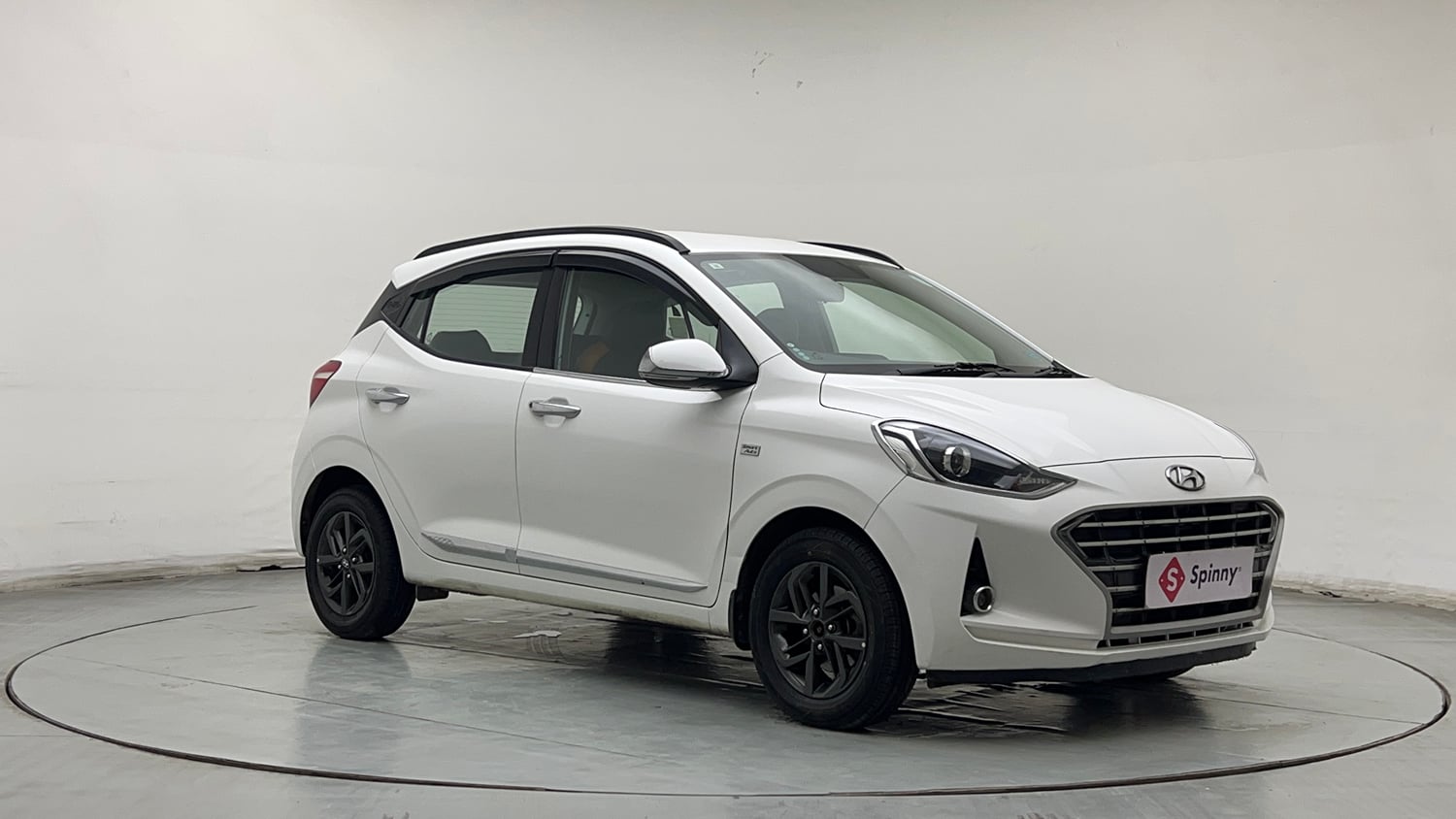 Used 2019 Hyundai Grand i10 Nios Sportz AMT 1.2 Kappa VTVT Petrol Automatic exterior RIGHT FRONT CORNER VIEW