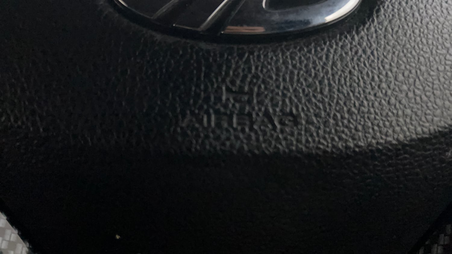 Used 2022 mahindra Thar LX Hard Top Petrol AT 4WD Petrol Automatic top_features Airbags