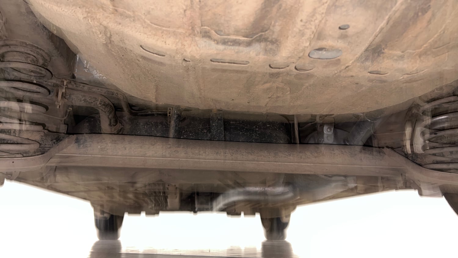 Used 2024 honda Amaze 2nd Generation VX 1.2 Petrol CVT Petrol Automatic extra REAR UNDERBODY VIEW (TAKEN FROM REAR)