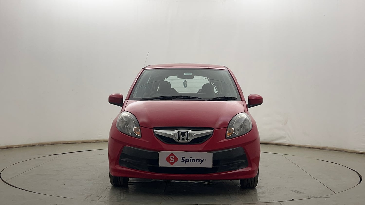 Used 2014 Honda Brio S MT Petrol Manual exterior FRONT VIEW