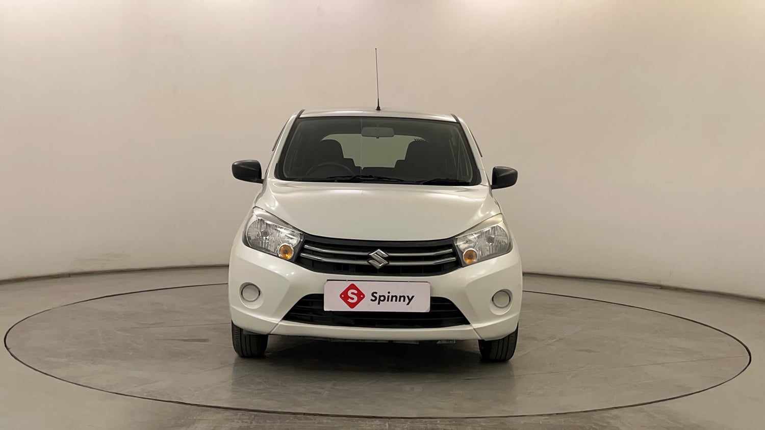 Used 2014 Maruti Suzuki Celerio VXi AMT Petrol Automatic exterior FRONT VIEW
