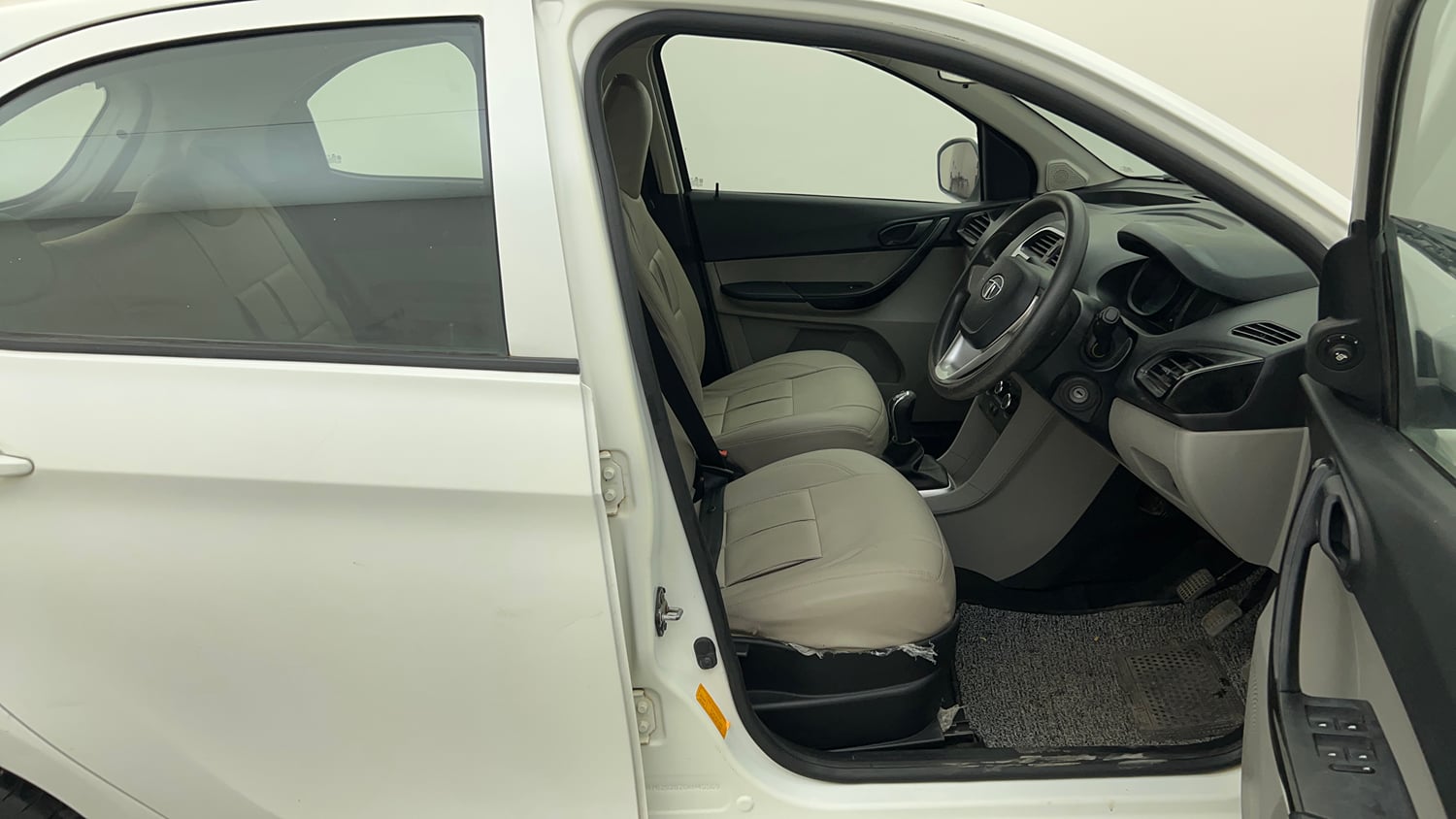 Used 2017 Tata Tiago Revotron XT Petrol Manual interior RIGHT SIDE FRONT DOOR CABIN VIEW