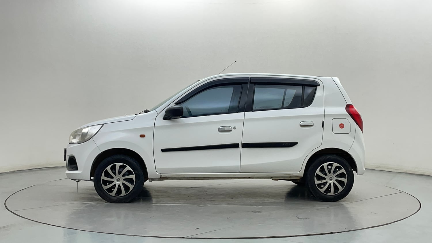 Used 2016 Maruti Suzuki Alto K10 VXi Petrol Manual exterior LEFT SIDE VIEW